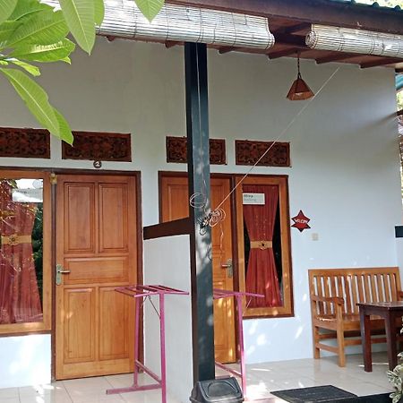 Van Santri Homestay Pemuteran Exterior photo