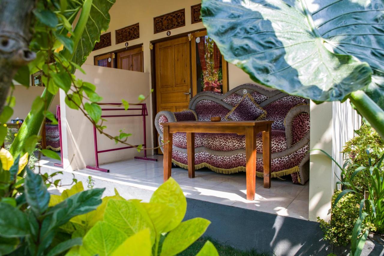 Van Santri Homestay Pemuteran Exterior photo